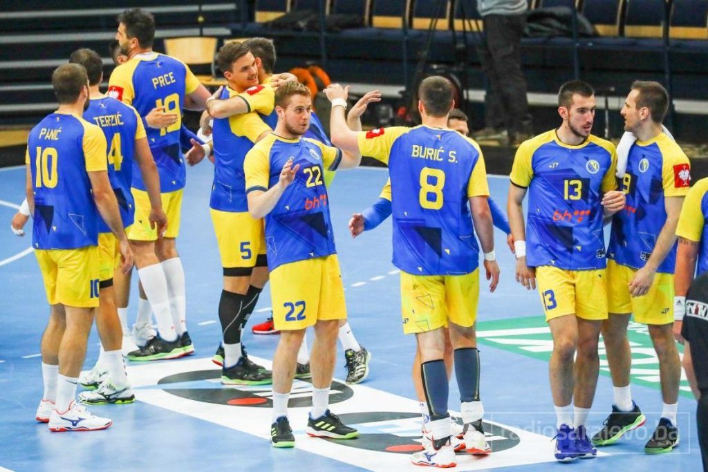 Selektor seniorske muške rukometne reprezentacije  Ivica Obrvan objavio je širi spisak za EHF EURO